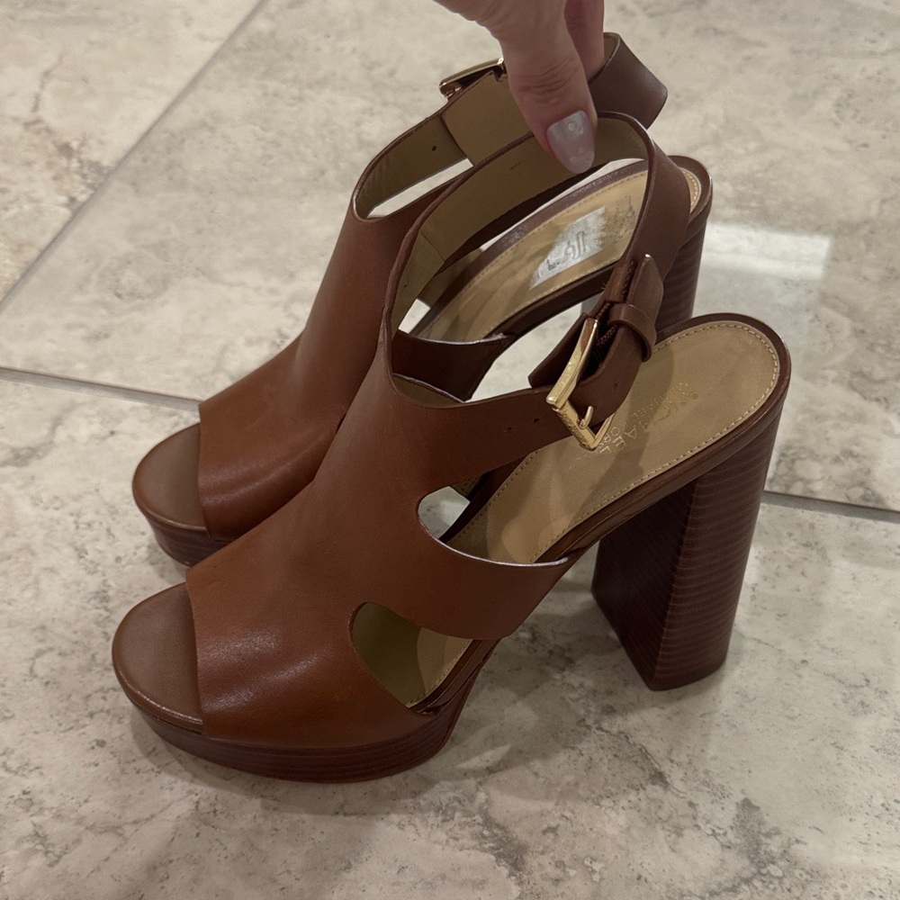 NWOT Michael Kors Heels